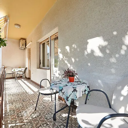 And Ivo Apartment *