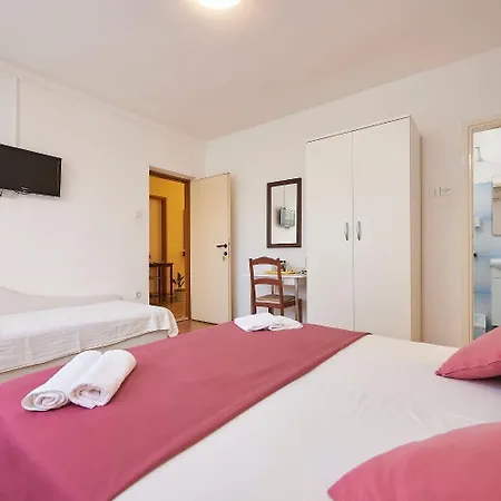 Apartment And Ivo Trogir